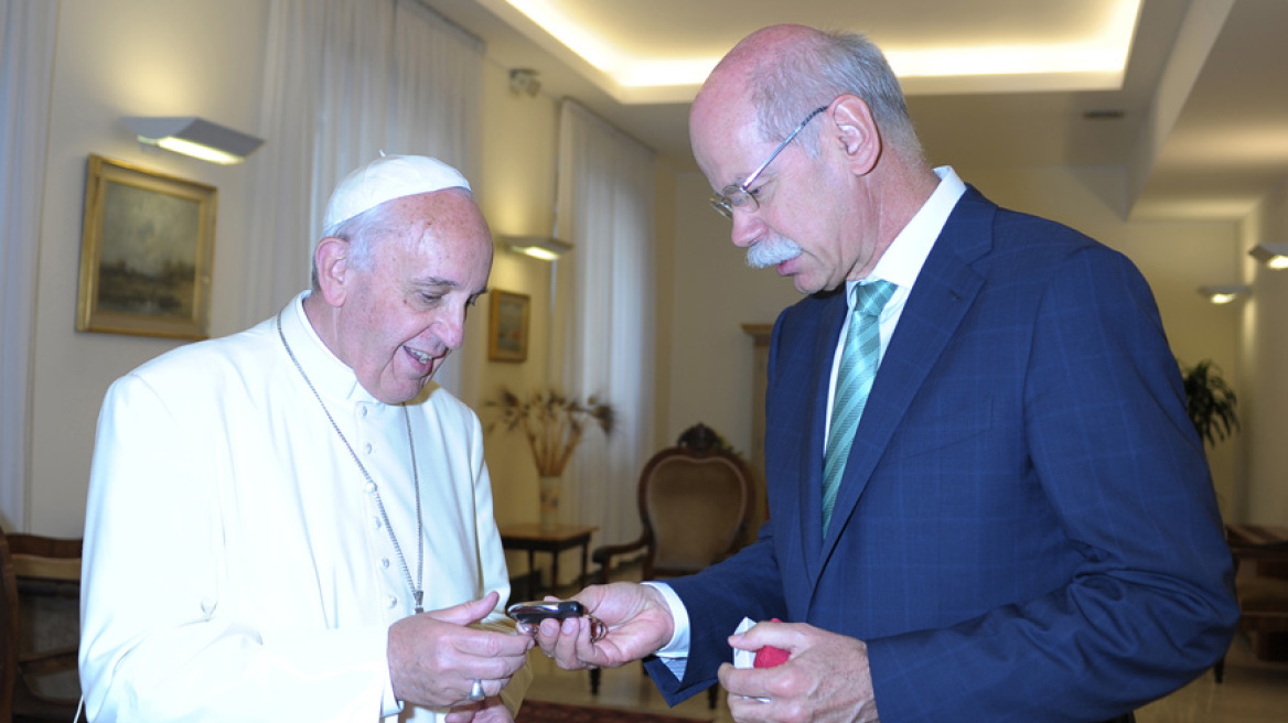 Με το… κλειδί στο χέρι ο Πάπας!