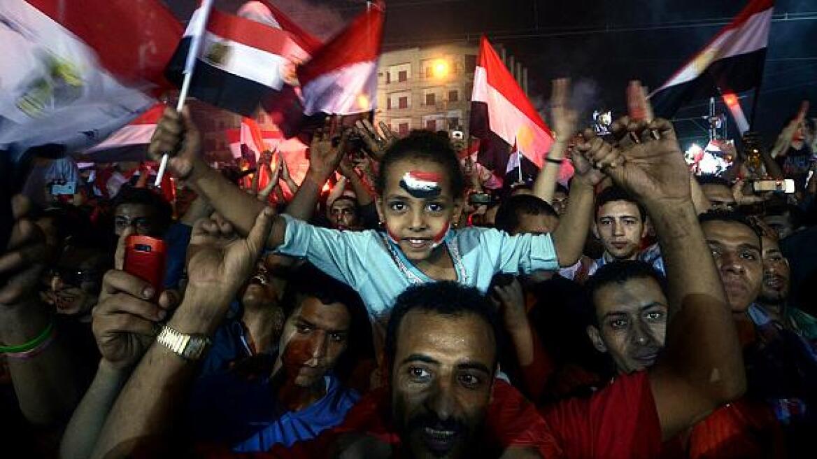 «Πραξικόπημα κατά της νομιμότητας» η ανατροπή του Μόρσι
