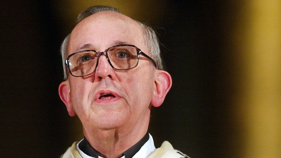 Ο Πάπας κατακρίνει την «αδιαφορία» για τους μετανάστες