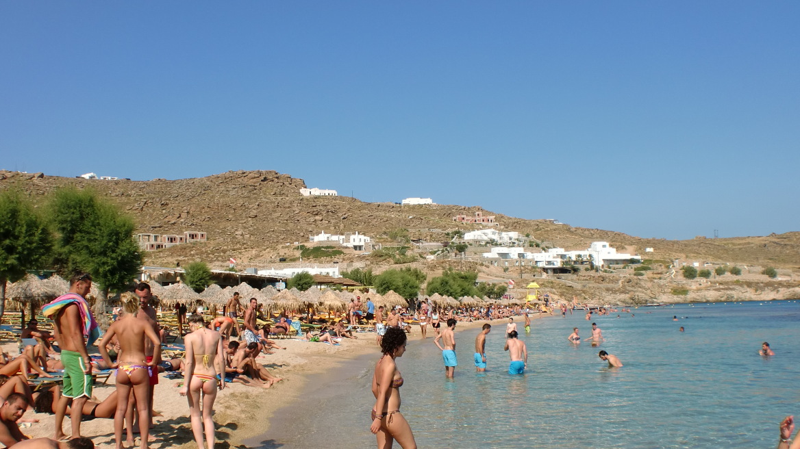 Ανάκαμψη του ελληνικού τουρισμού βλέπει το Reuters