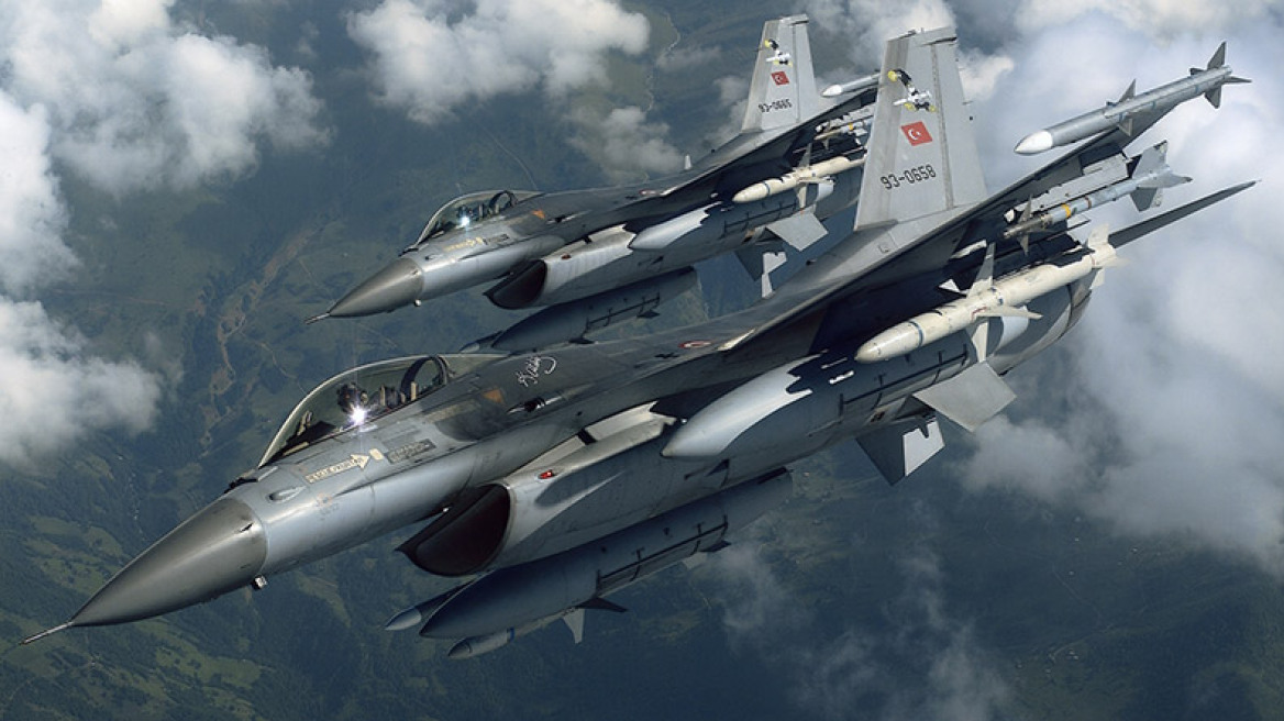 Xαμηλή πτήση έξι τουρκικών μαχητικών πάνω από ελληνικά νησιά 