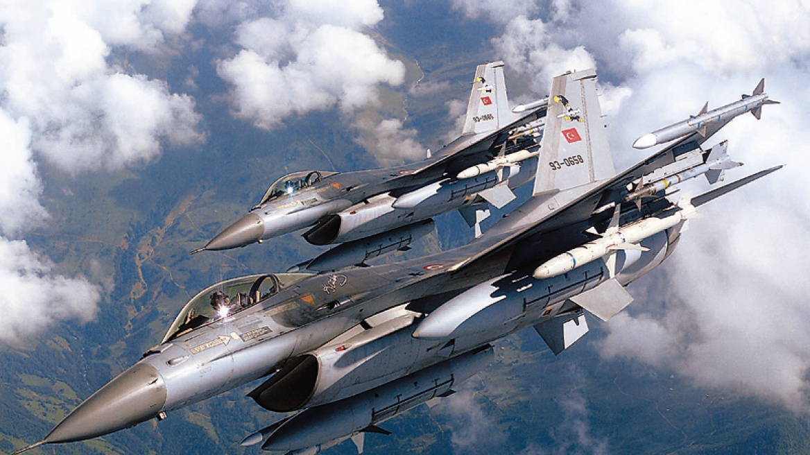 Μαζικές παραιτήσεις πιλότων από την τουρκική Πολεμική Αεροπορία