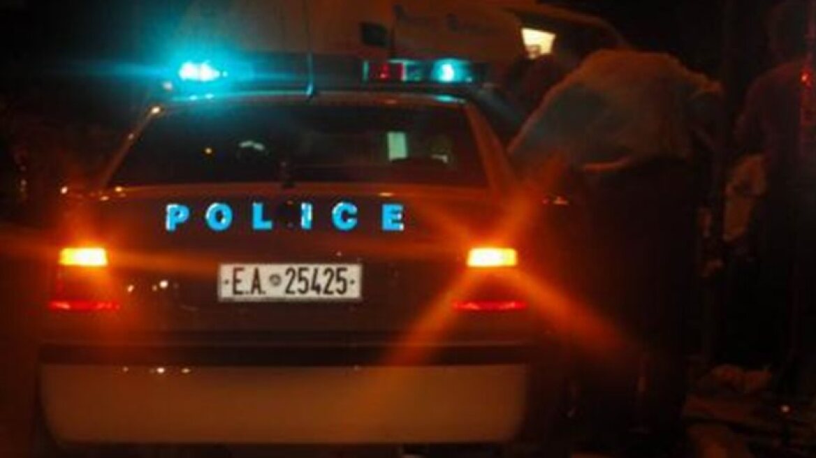 Πυροβόλησαν και τραυμάτισαν αστυνομικό στη Σαντορίνη
