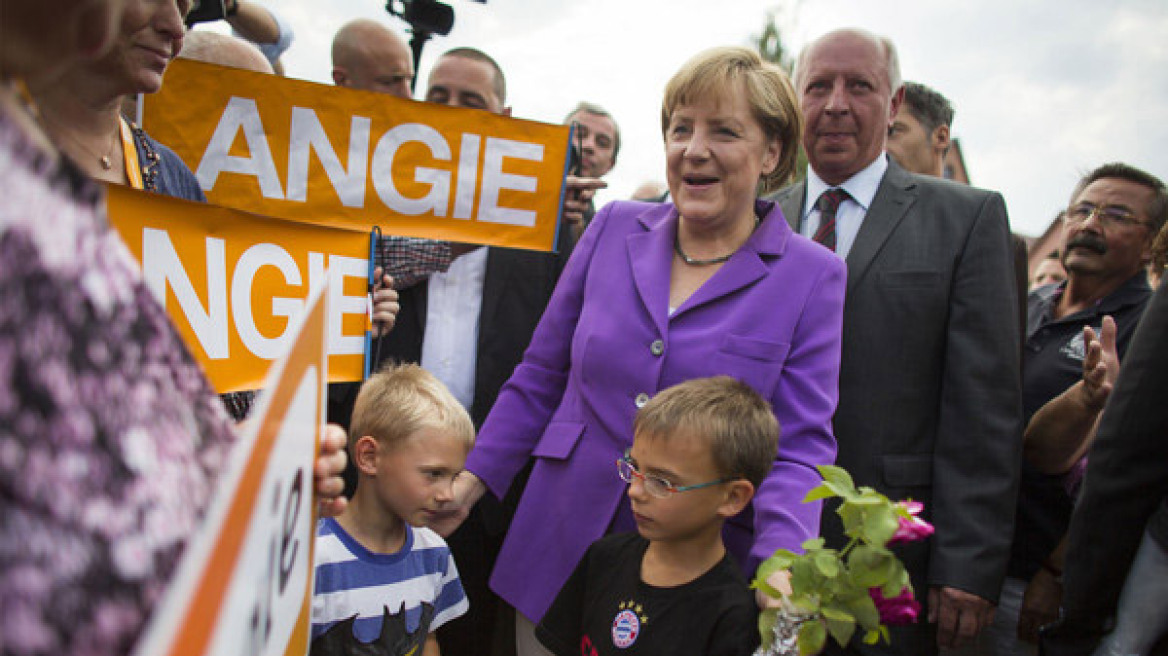 Γερμανία: Το τρίτο δάνειο προς την Ελλάδα βάζει «φωτιά» στην προεκλογική αντιπαράθεση