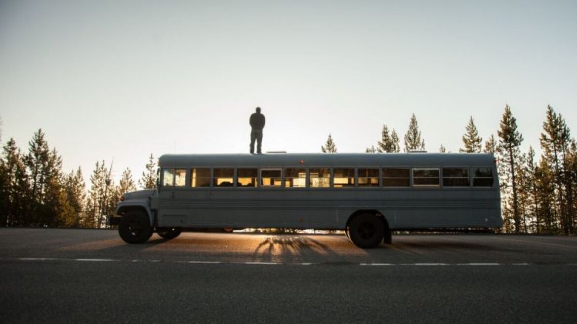ΗΠΑ: Φοιτητής μετέτρεψε σχολικό λεωφορείο σε κινητό σπίτι!