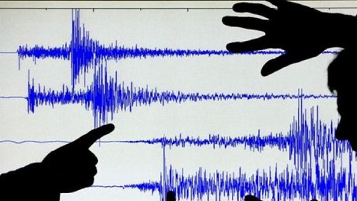 Σεισμός 6,5 Ρίχτερ συγκλόνισε την Ινδονησία