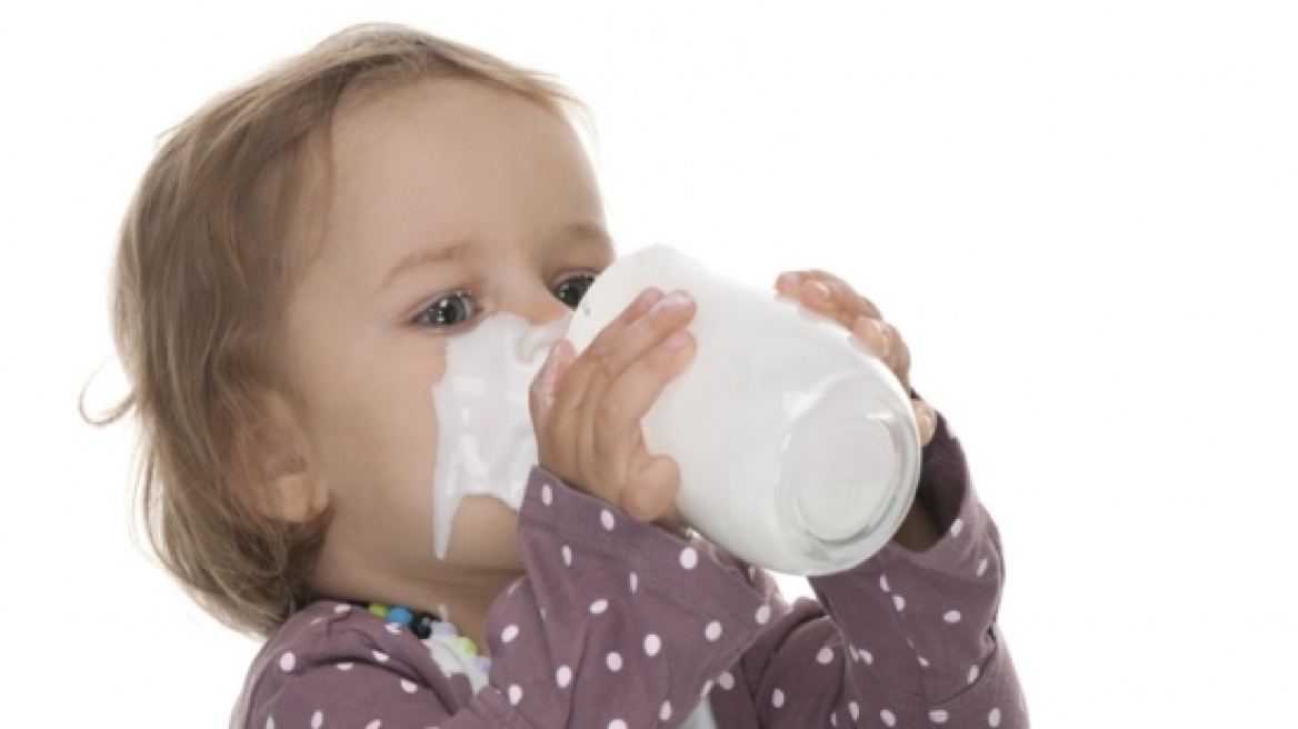 Από ποια ηλικία μπορώ να δώσω στο παιδί μου φρέσκο γάλα;