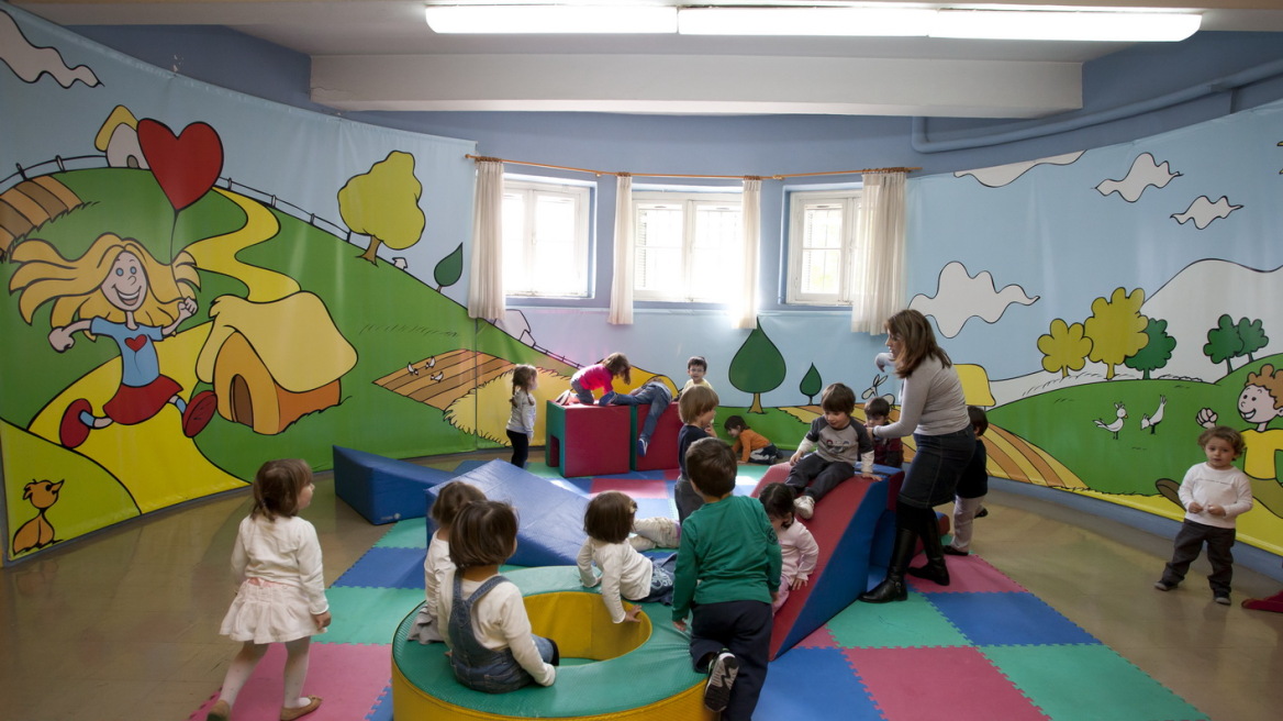 Το Ίδρυμα Νιάρχου «ανοίγει την πόρτα» των παιδικών σταθμών για 3.555 παιδιά 