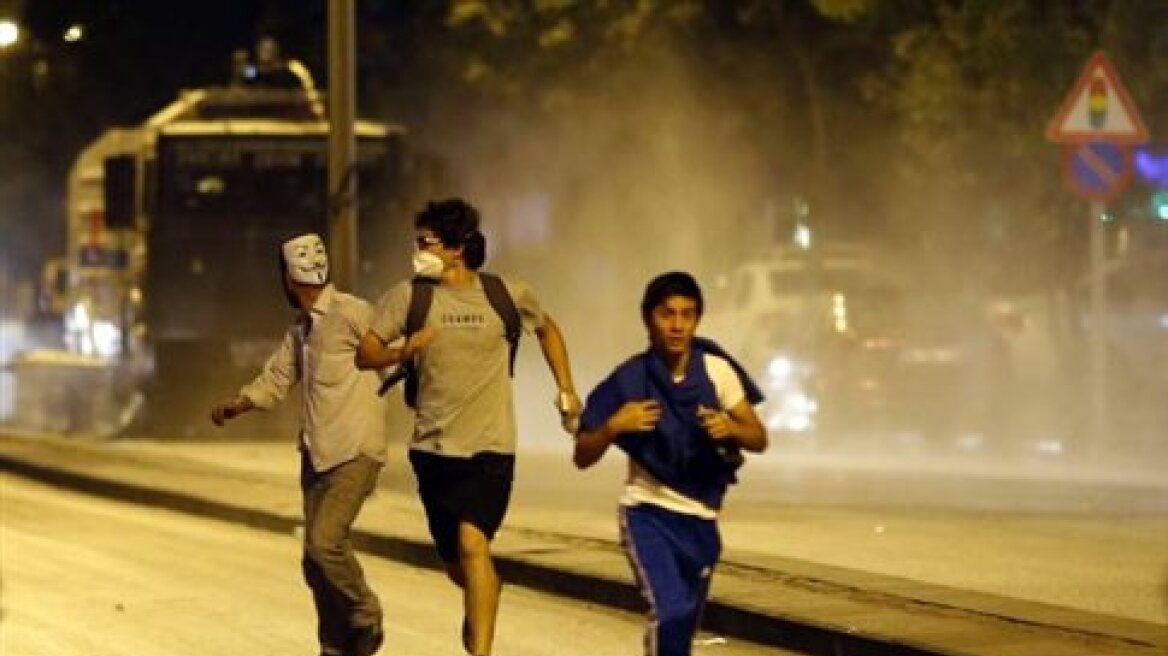 Τουρκία: Τρίτη νύχτα συγκρούσεων μετά το θάνατο διαδηλωτή