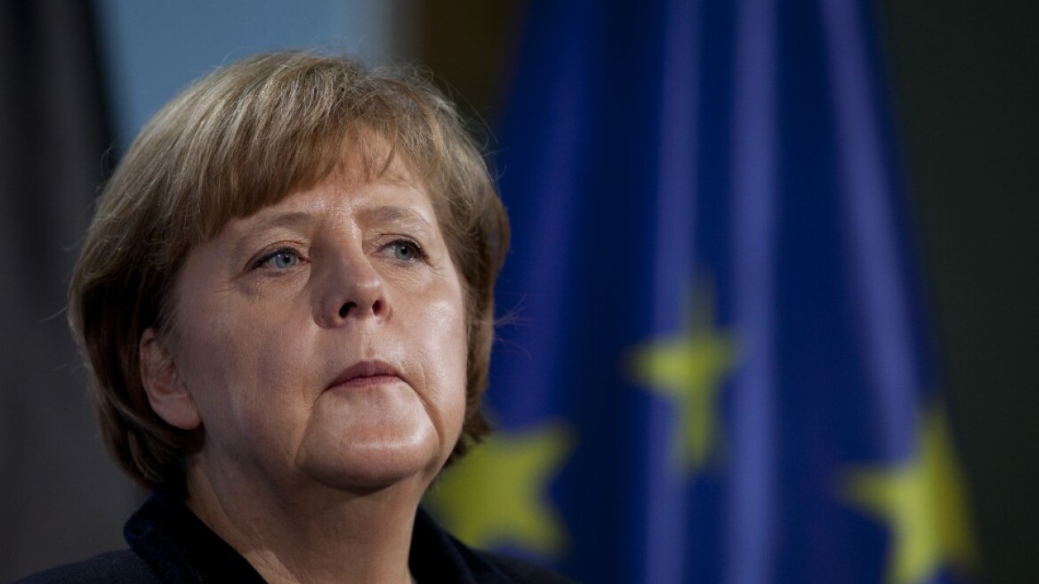 Η Μέρκελ εξέταζε σοβαρά την έξοδο της Ελλάδας από το ευρώ