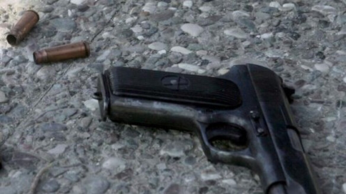 Κρήτη: Αλλοδαπός απειλούσε με όπλο περαστικούς!