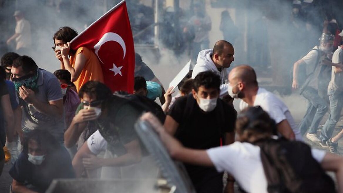 Νέες βίαιες συγκρούσεις στην Τουρκία
