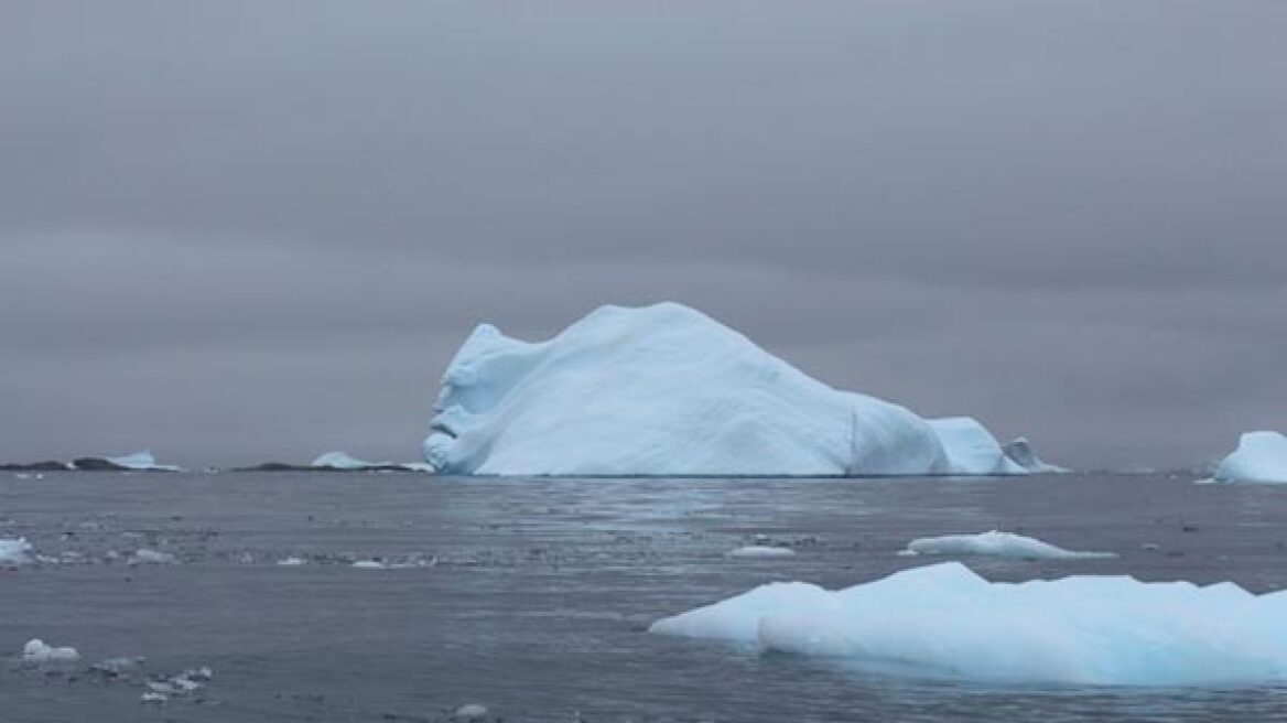 Δείτε παγόβουνο στην Ανταρκτική που μοιάζει με ηλικιωμένο άντρα 