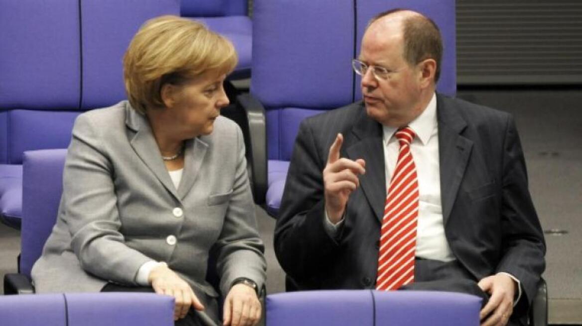 Μέρκελ και Στάινμπρουκ «οργώνουν» τη Γερμανία