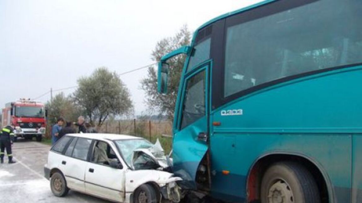 Κρήτη: Ένας νεκρός από σφοδρή σύγκρουση λεωφορείου με ΙΧ 