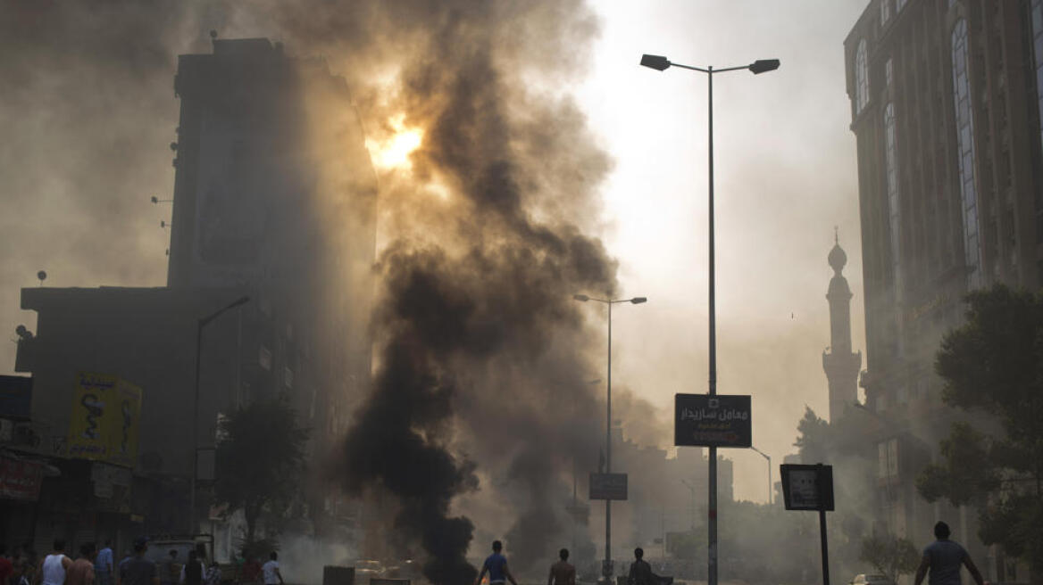 Αίγυπτος: Στους 51 οι νεκροί από τις συγκρούσεις 