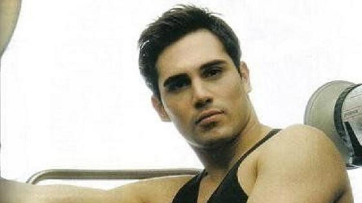 «Είμαι στρέιτ», λέει ο Άνθιμος Ανανιάδης για το ρόλο του στο gay δράμα «Foreign Relations»