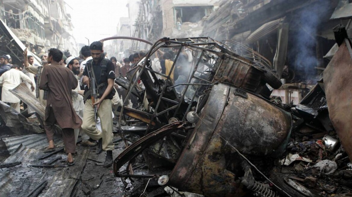 Πακιστάν: Τουλάχιστον επτά νεκροί σε τρεις βομβιστικές επιθέσεις