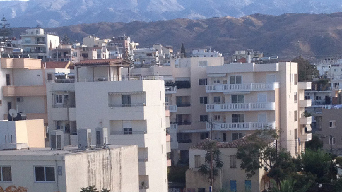 Μετρούν τις ζημιές στην Κρήτη μετά τα 6,3 Ρίχτερ