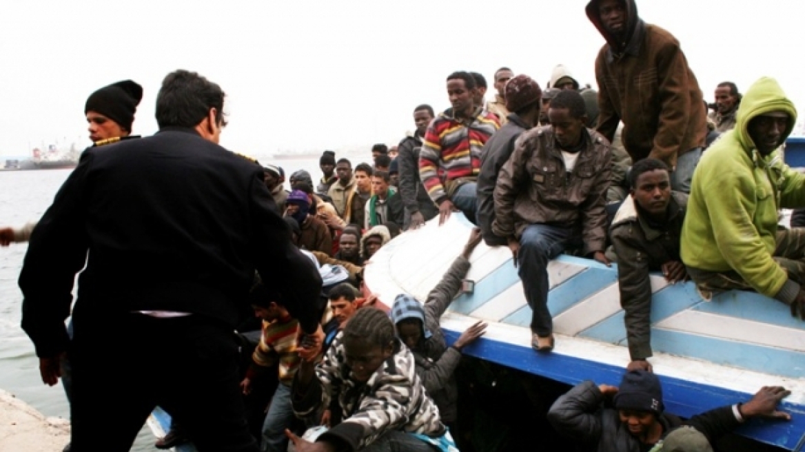 Τούρκοι «άδειασαν» σε παραλία της Ρόδου 77 λαθρομετανάστες από τη Συρία!