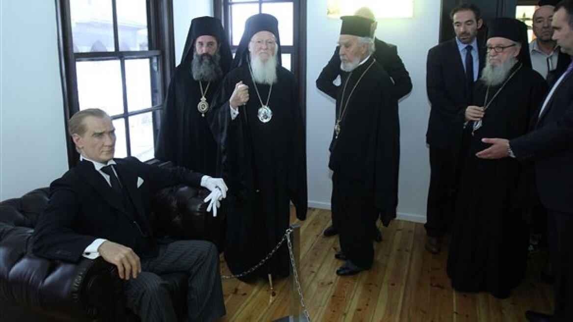 «Ο Βαρθολομαίος προσεύχεται για τις μεταρρυθμίσεις του Ατατούρκ», γράφει ο τουρκικός Τύπος  