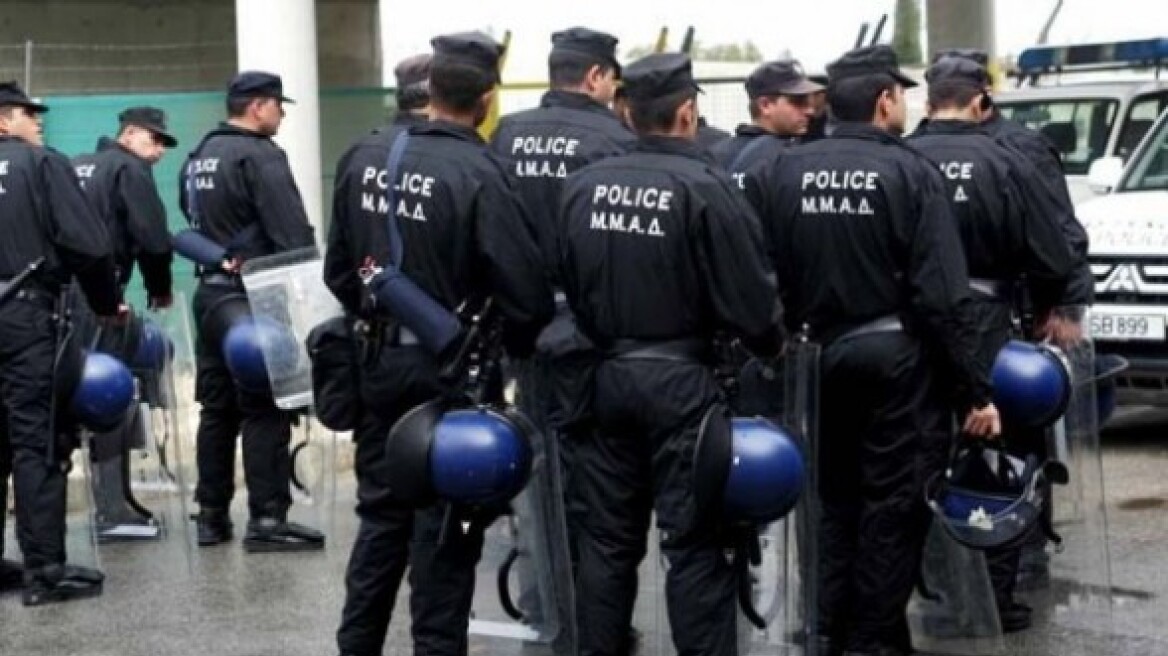 ΣΥΡΙΖΑ: Επικοινωνιακό τρικ το πόρισμα για τα «σταγονίδια» της ΧΑ στην Αστυνομία