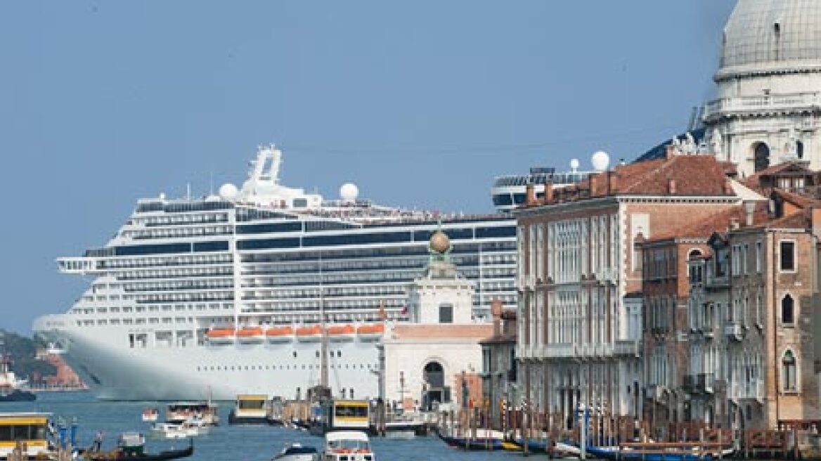 Μείνετε «αρόδο» από την πλατεία του Αγίου Μάρκου, λέει η Βενετία στα κρουαζιερόπλοια