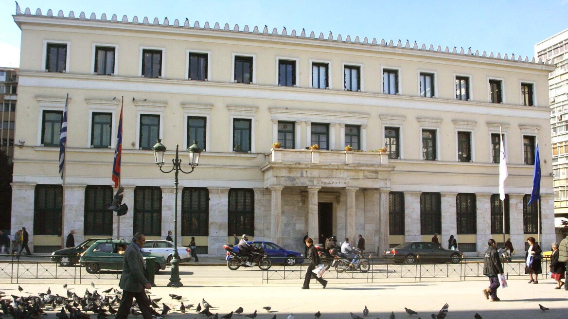 Επεισοδιακά ψηφίσθηκε ο προϋπολογισμός του 2014 του δήμου Αθηναίων