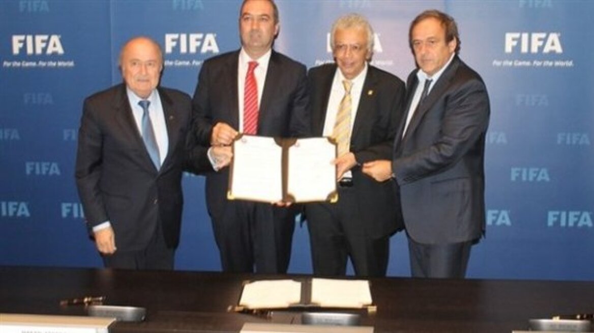 Συνάντηση του Πρόεδρου της Τουρκοκυπριακής Ομοσπονδίας Ποδοσφαίρου με τον  Ντ. Έρογλου