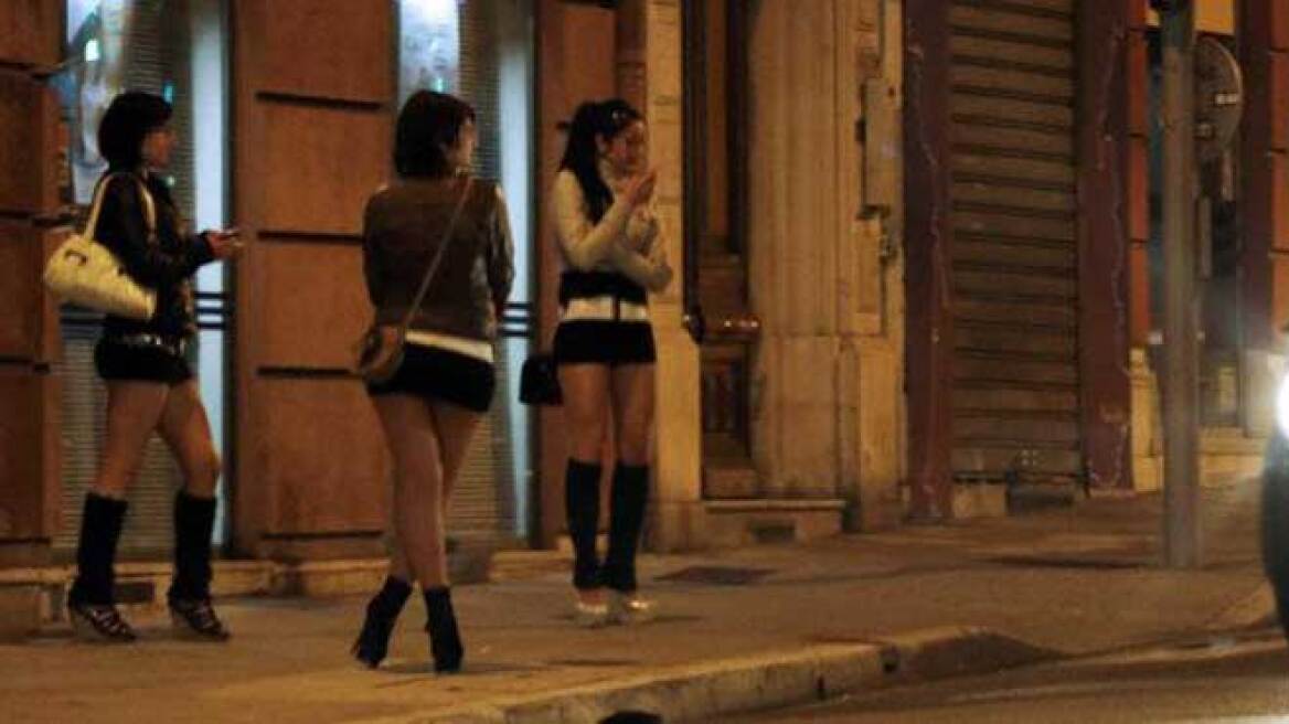 Γαλλία: Ποινικοποιείται η συνεύρεση με ιερόδουλες!