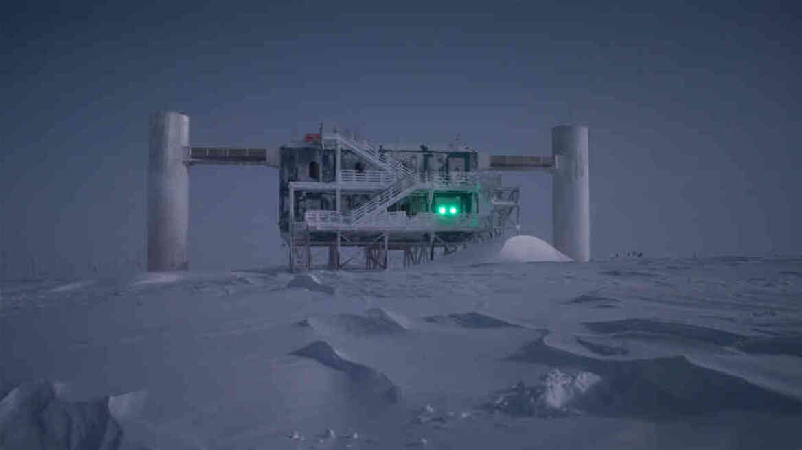 Τεράστια ανακάλυψη: Βρέθηκαν τα πρώτα κοσμικά νετρίνα στην Ανταρκτική