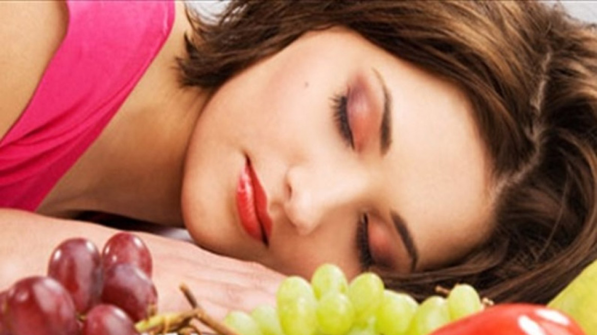  Διατροφικές συμβουλές για να βελτιώσετε τον ύπνο σας