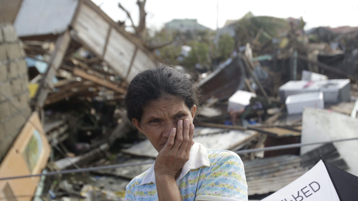 Φιλιππίνες: 5.500 νεκροί - 1.757 αγνοούμενοι ο τραγικός απολογισμός από τον τυφώνα