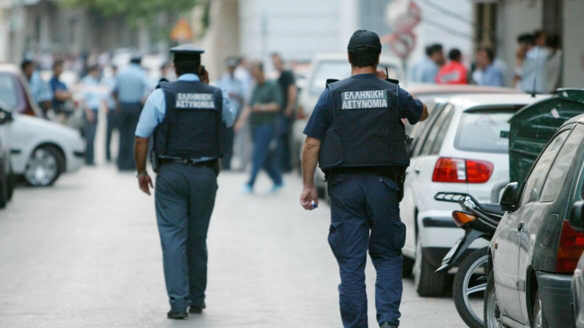 Επιχείρηση της ΕΛ.ΑΣ στην Κόρινθο με 46 συλλήψεις 