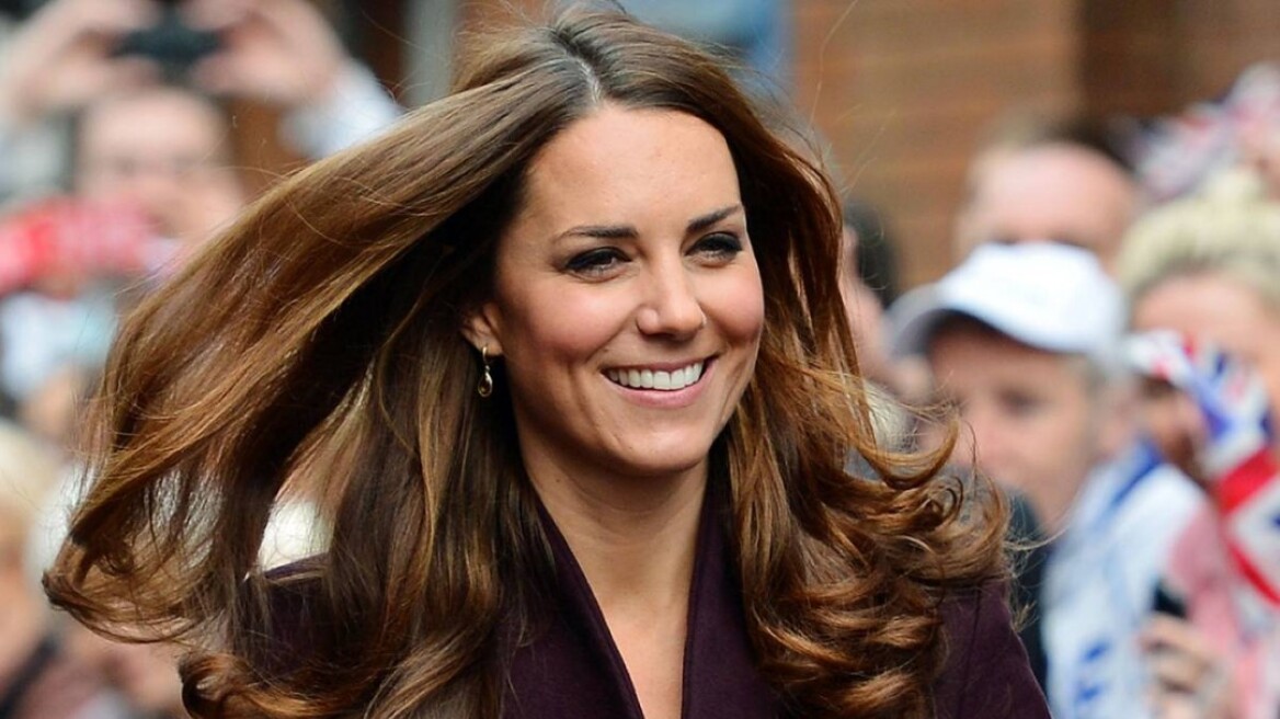Kate Middleton: Απέλυσε κακήν κακώς τον κομμωτή της