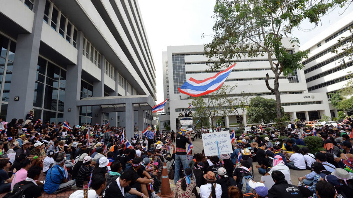 Ταϊλάνδη: Ένταλμα σύλληψης κατά του επικεφαλής των αντικυβερνητικών διαδηλωτών