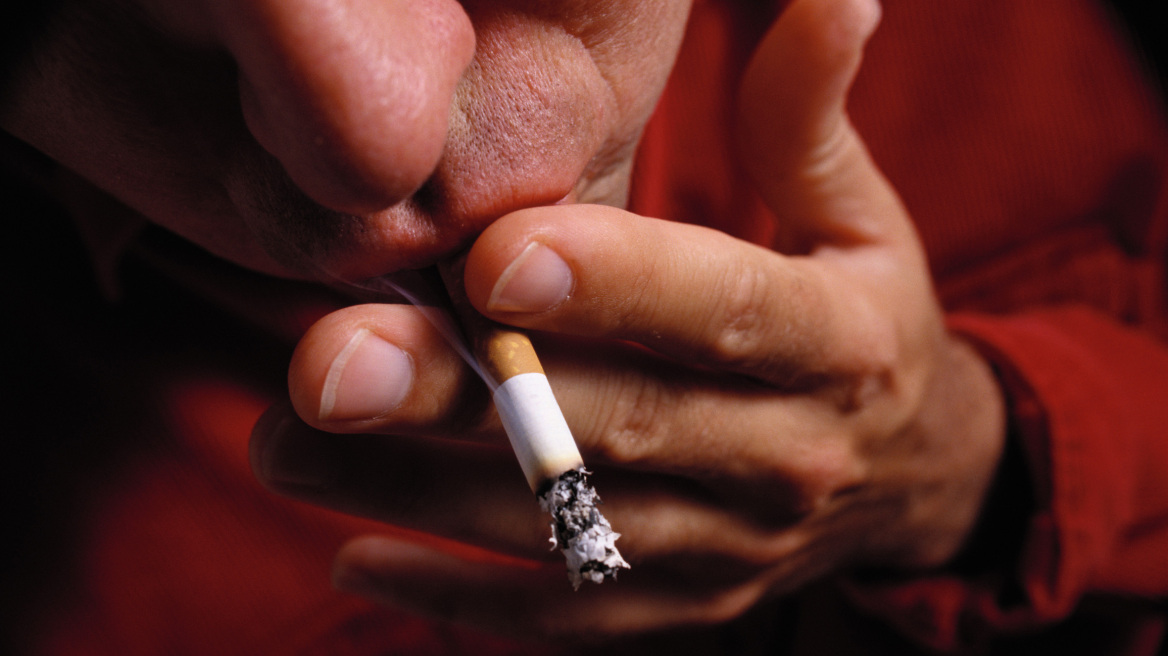 Τσιγάρο: Σαφάρι ελέγχων για το κάπνισμα - Πρόστιμα 500 ευρώ για τους παραβάτες