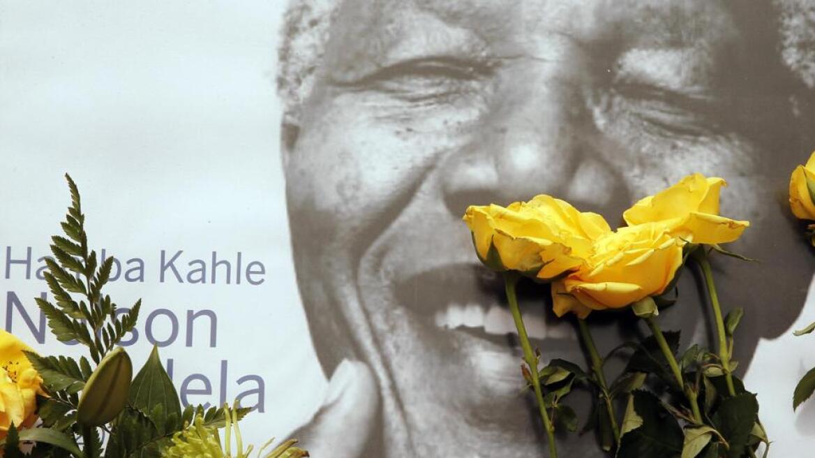 Η Νότια Αφρική αποχαιρέτησε τον Μαντέλα - Παρόντες όλοι οι ξένοι ηγέτες 