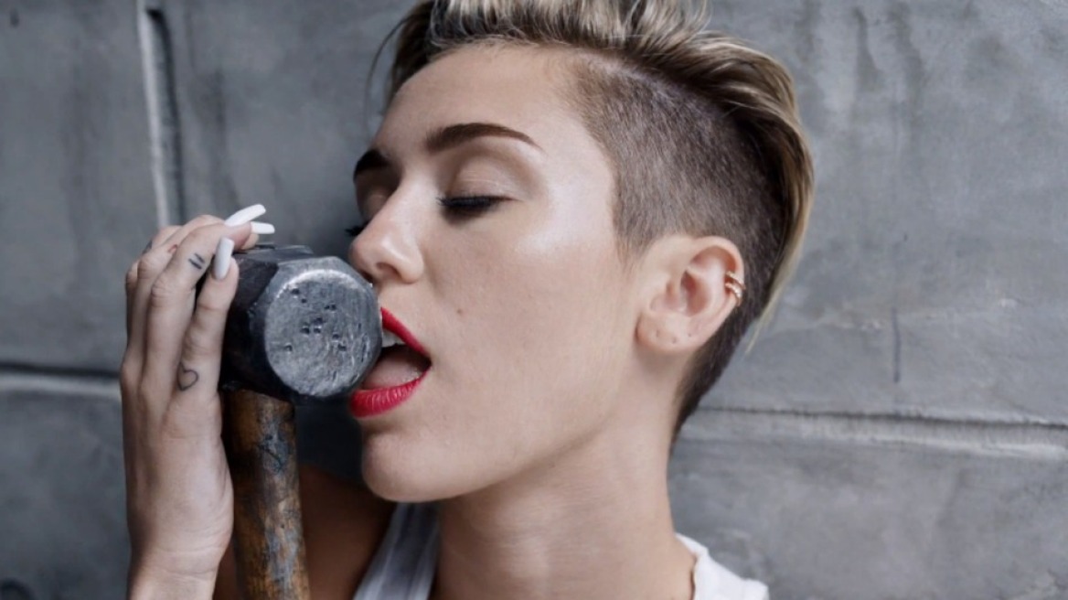 Miley Cyrus: Καλλιτέχνις της χρονιάς για το MTV