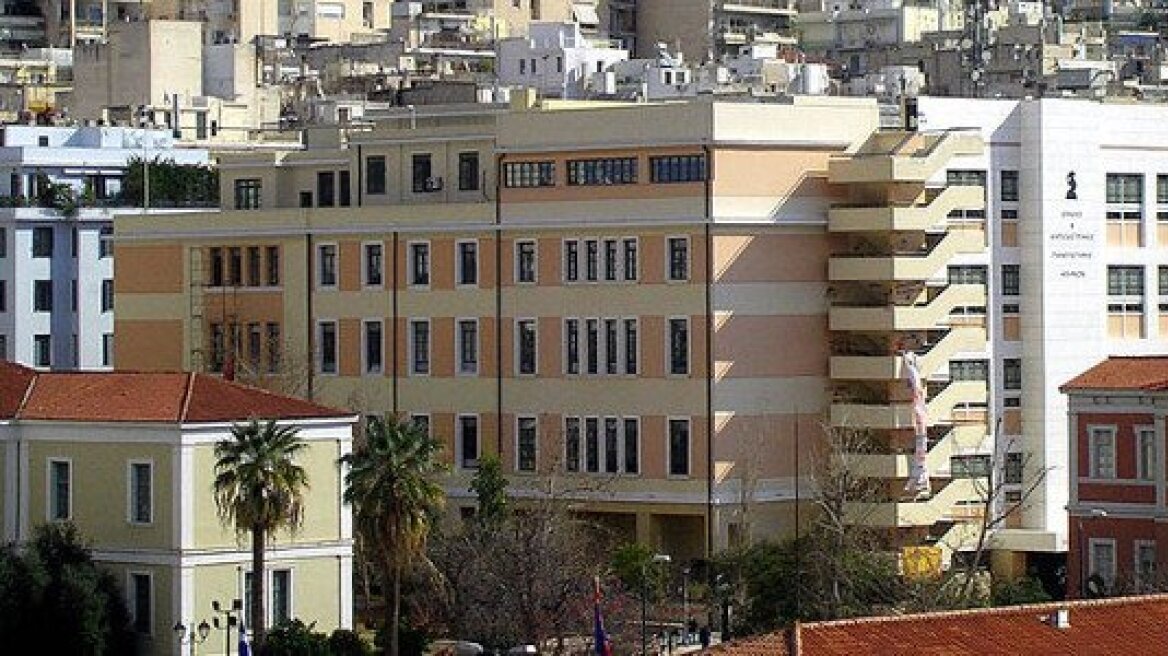 Χάθηκε το εξάμηνο στη Νομική Σχολή Αθηνών 