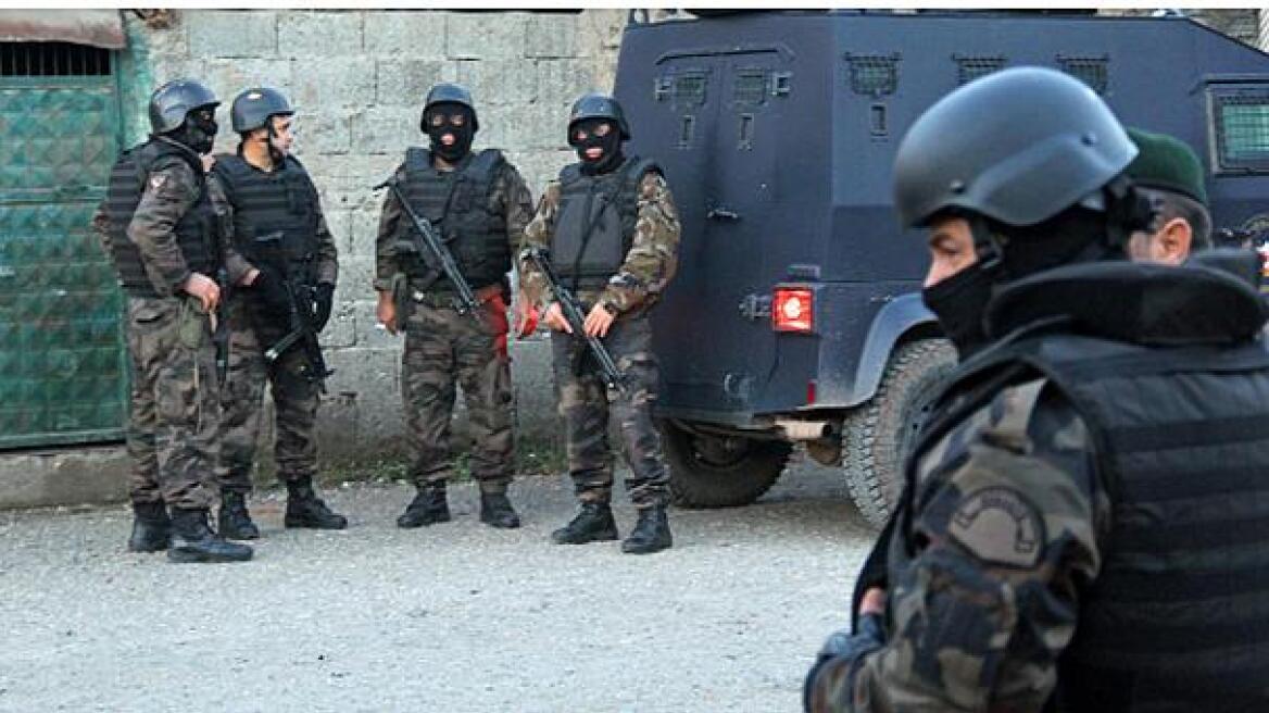 Σκάνδαλο διαφθοράς στην Τουρκία: «Ξηλώνουν» κι άλλους αστυνομικούς διοικητές 