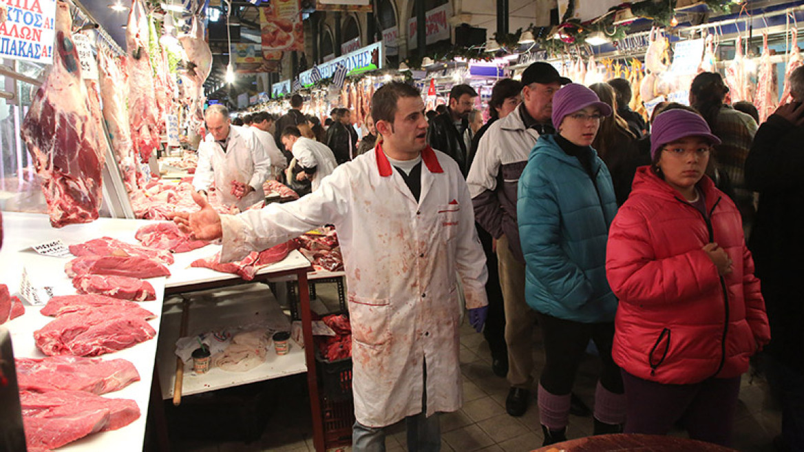 Βαρβάκειος: Οκτώ γυναίκες έδωσαν 20.000 ευρώ για κρέας σε άπορους!