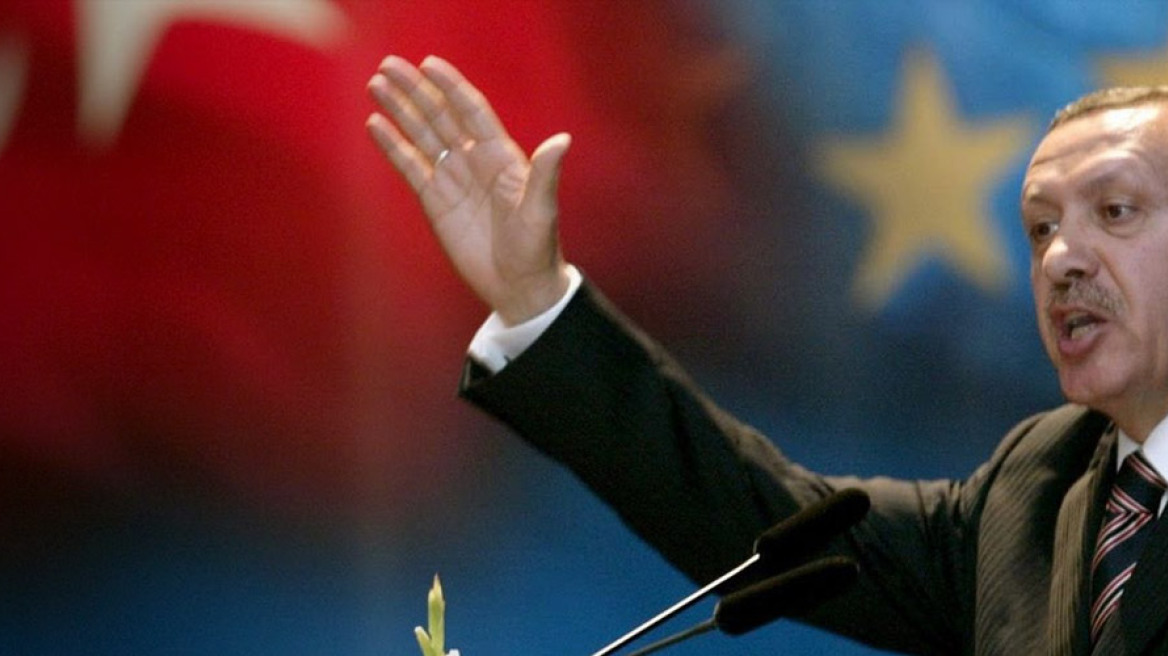 Γιατί ο Ερντογάν «ξήλωσε» τους μισούς του υπουργούς