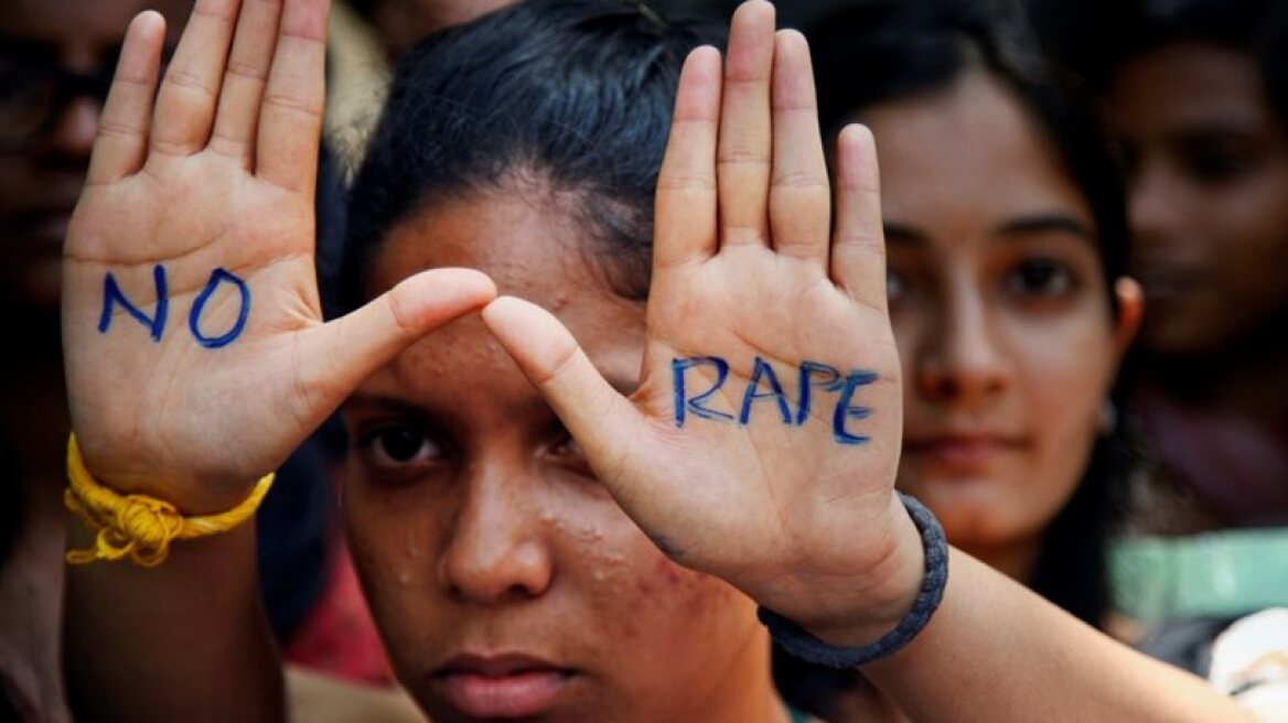 Ινδία: Σοκάρουν οι μαρτυρίες από το χωριό του ομαδικού βιασμού της 20χρονης