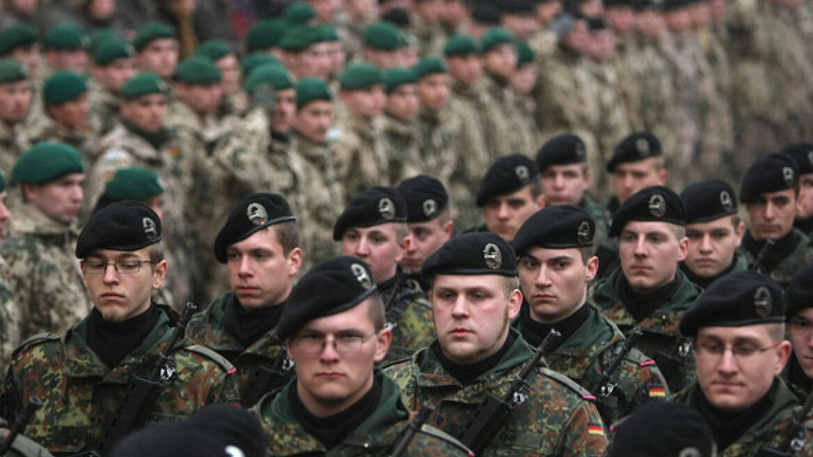 Την αύξηση της στρατιωτικής παρουσία της στο εξωτερικό εξετάζει η Γερμανία