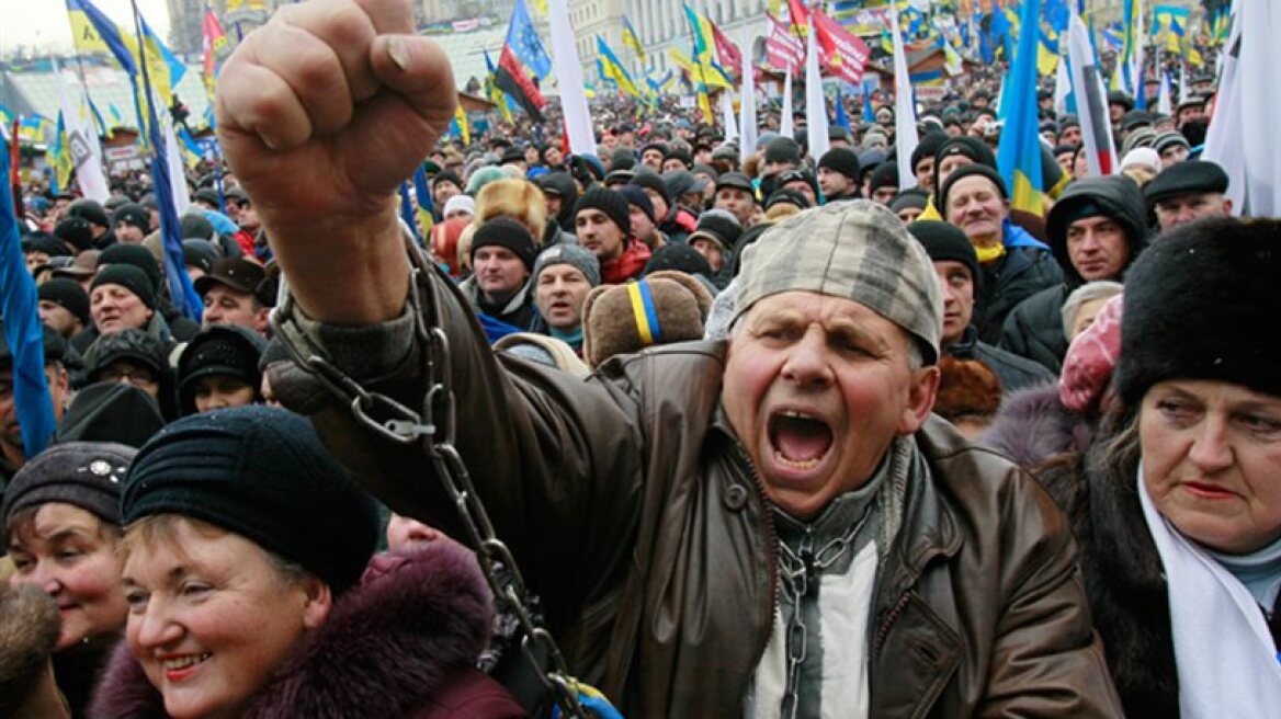 Κίεβο: 50.000 διαδηλωτές στο κέντρο της πόλης
