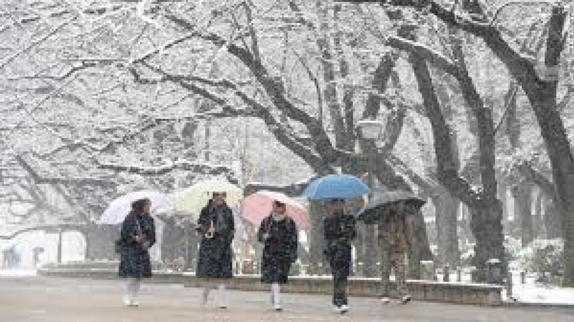 Ιαπωνία: Τρεις νεκροί από τη χιονοθύελλα