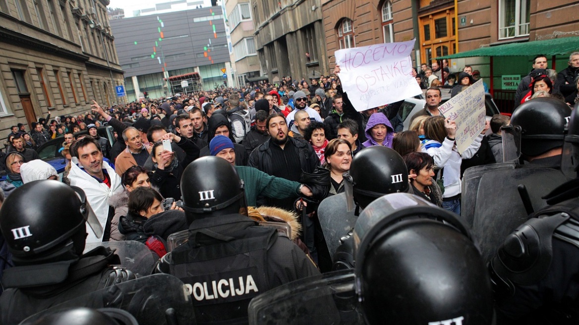 Βοσνία- Ερζεγοβίνη: Ξανά στους δρόμους οι πολίτες με αντικυβερνητικές διαδηλώσεις 