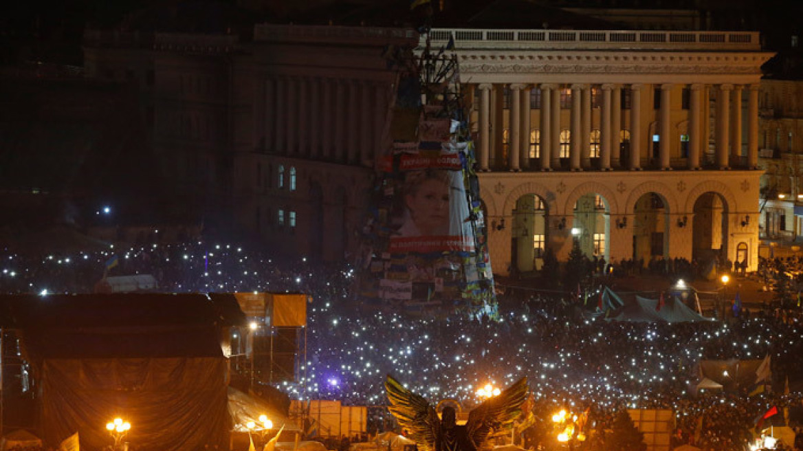 Ουκρανία: Ξενύχτησαν στην πλατεία Ανεξαρτησίας οι διαδηλωτές