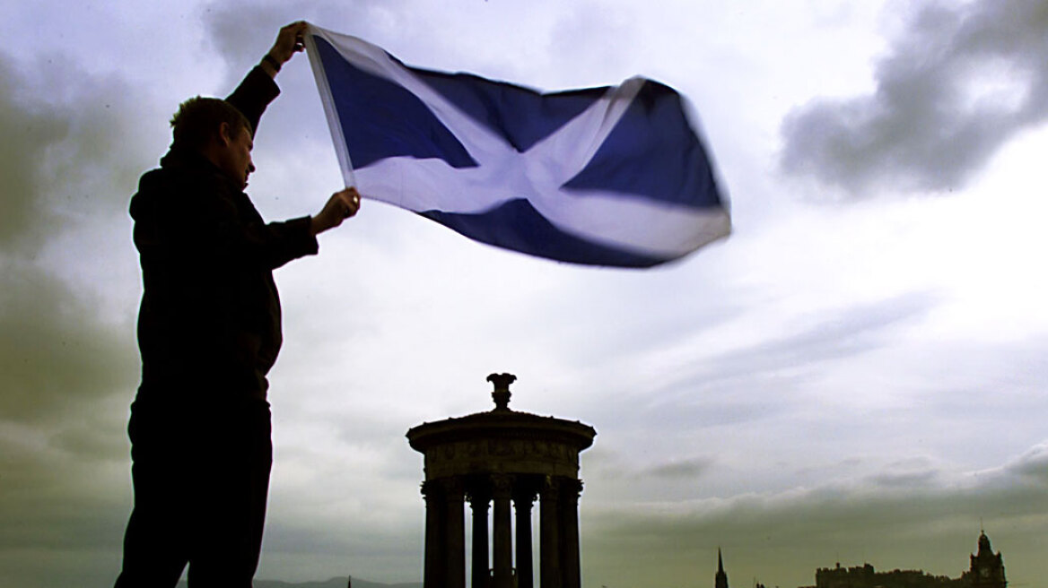 Οι Σκοτσέζοι αντιμετωπίζουν πιο επιφυλακτικά την ανεξαρτησία της επαρχίας